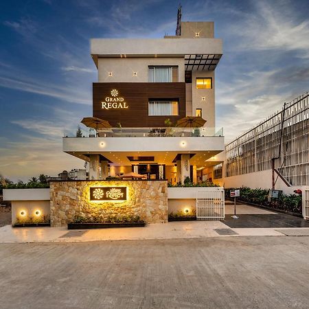 Отель Grand Regal Chandoli Экстерьер фото